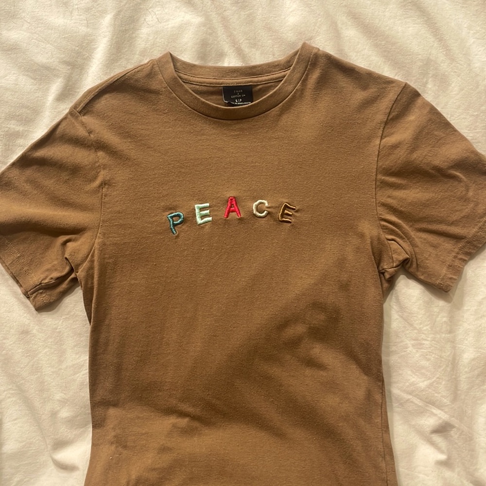 Short sleeve crew neck
